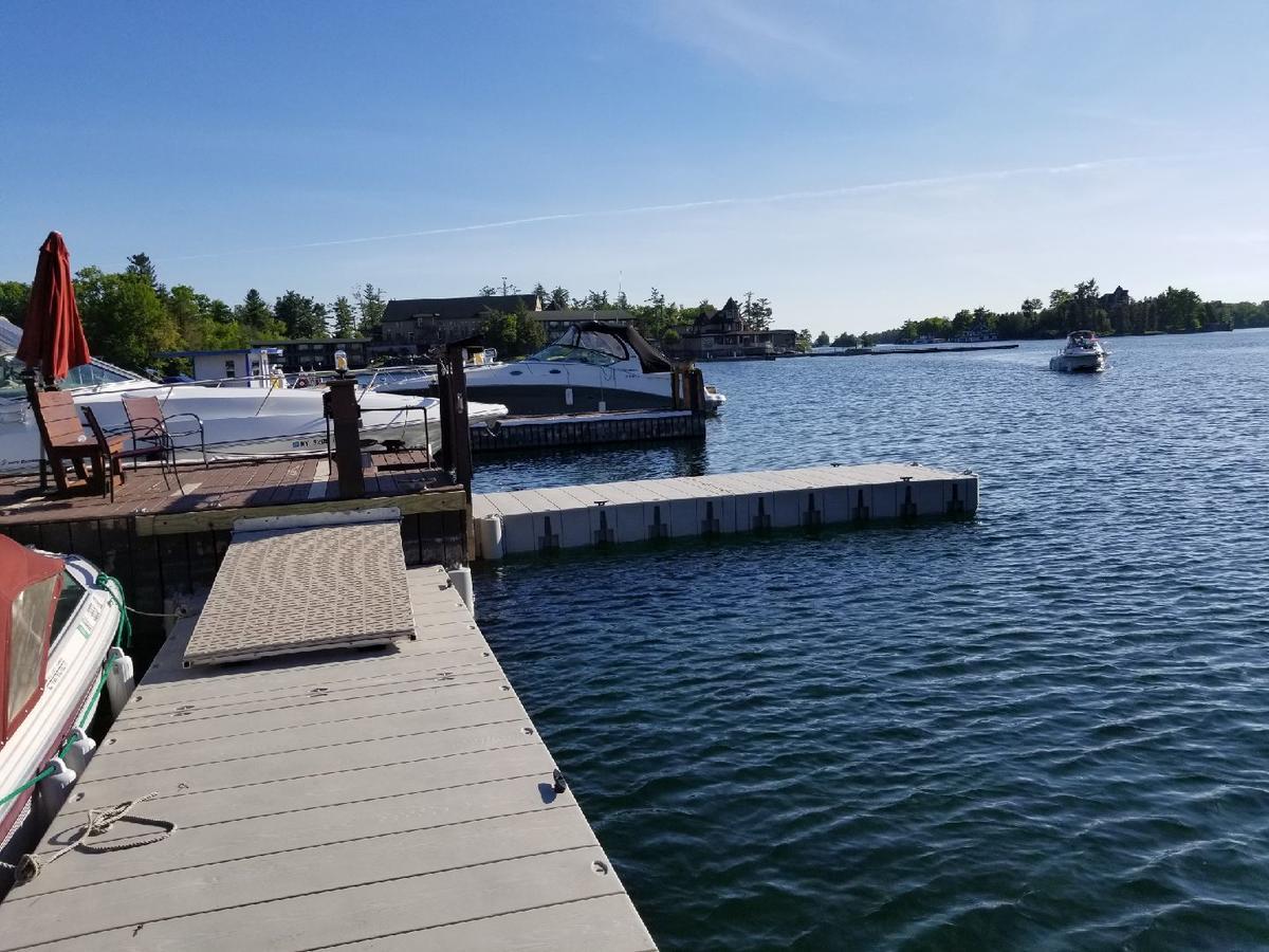 Motel Hills Motor Court & Marina Alexandria Bay Exterior foto