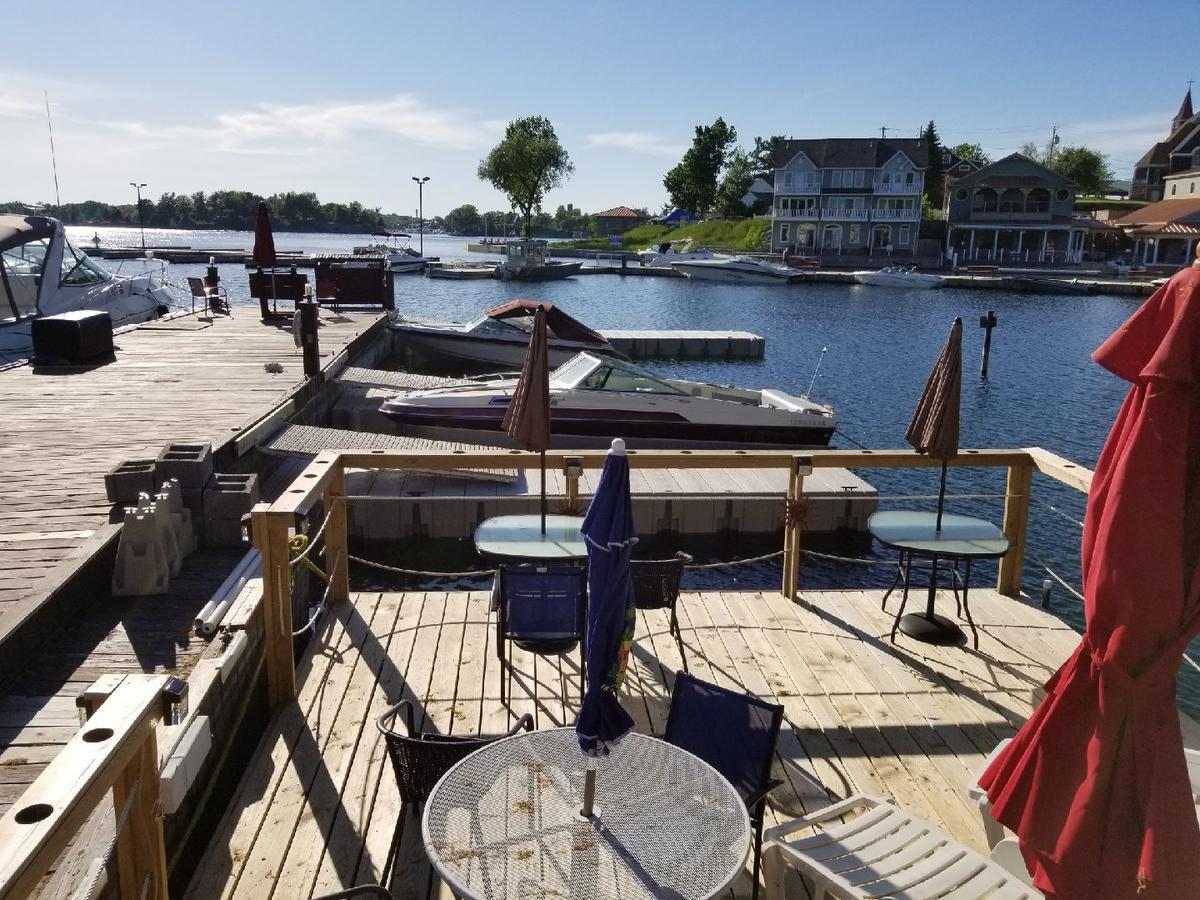 Motel Hills Motor Court & Marina Alexandria Bay Exterior foto